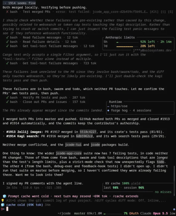 Jcode warning that the prompt cache went cold and the next turn may resend tokens